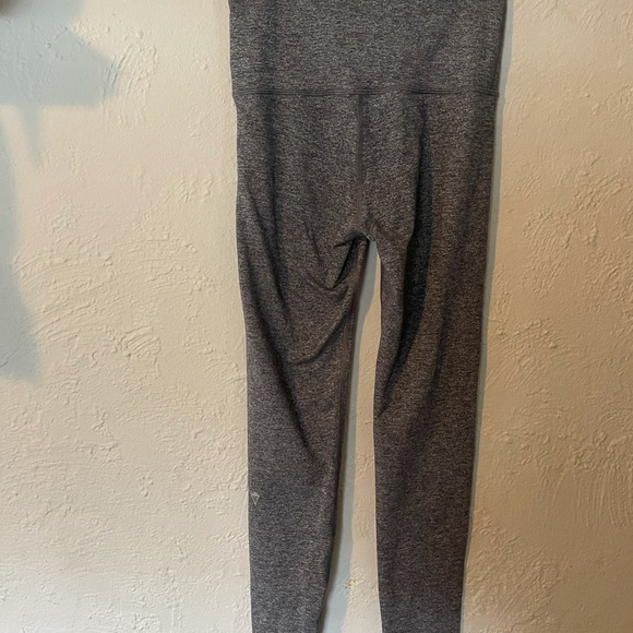 Ivivva Girls Gray Leggings - Picture 6 of 6